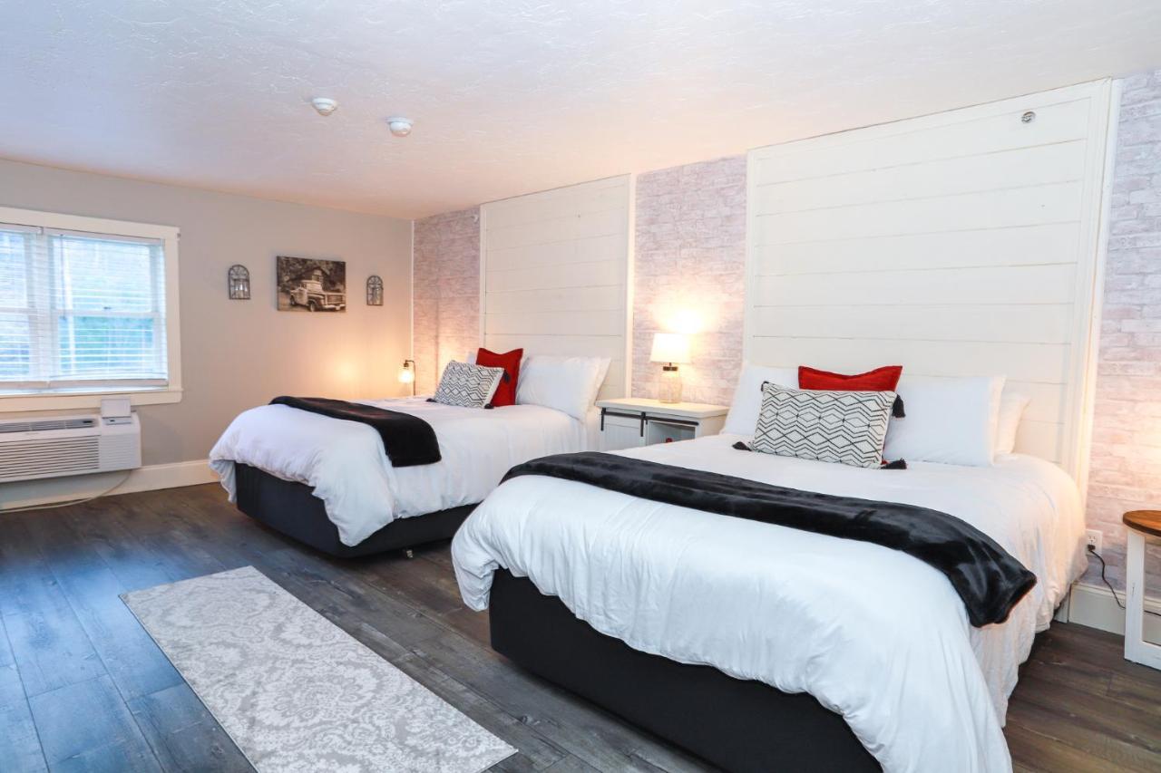 Gunstock Inn & Suites Гилфорд Экстерьер фото