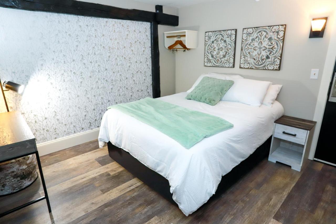 Gunstock Inn & Suites Гилфорд Экстерьер фото