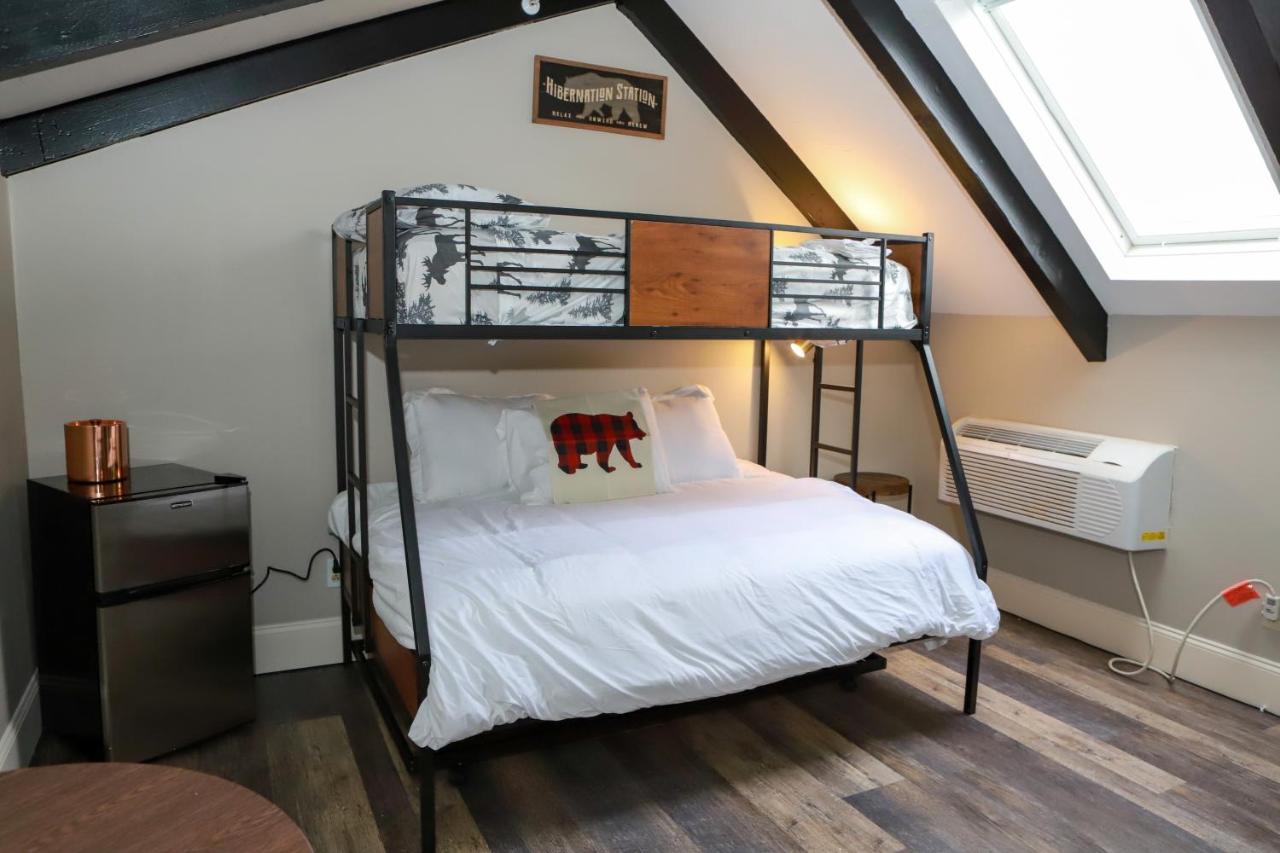 Gunstock Inn & Suites Гилфорд Экстерьер фото