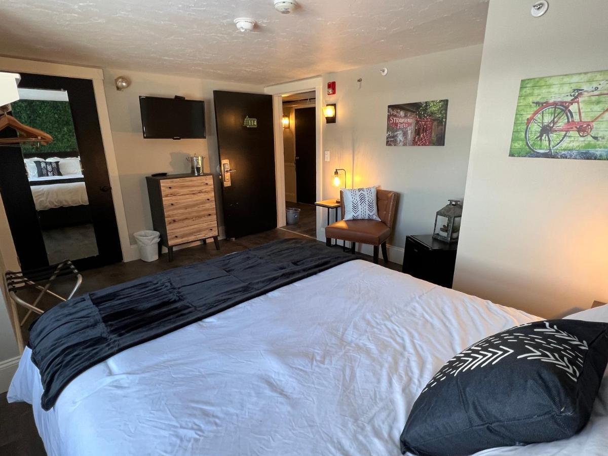 Gunstock Inn & Suites Гилфорд Экстерьер фото