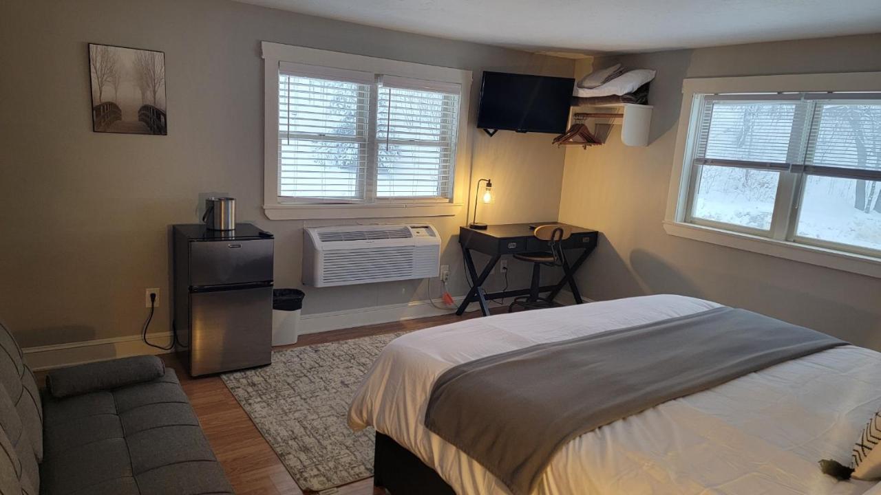 Gunstock Inn & Suites Гилфорд Экстерьер фото