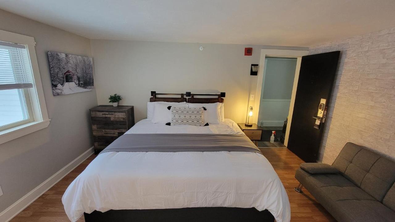 Gunstock Inn & Suites Гилфорд Экстерьер фото