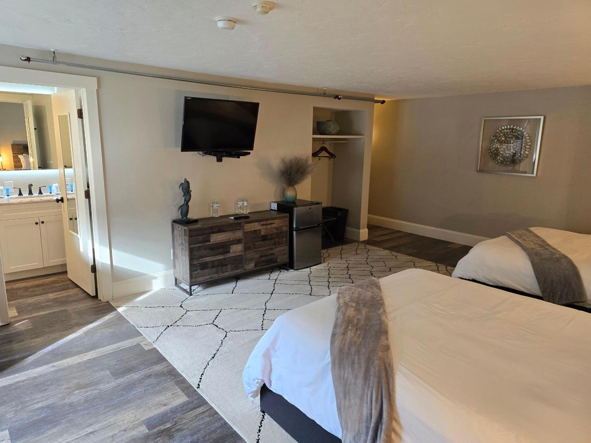 Gunstock Inn & Suites Гилфорд Экстерьер фото