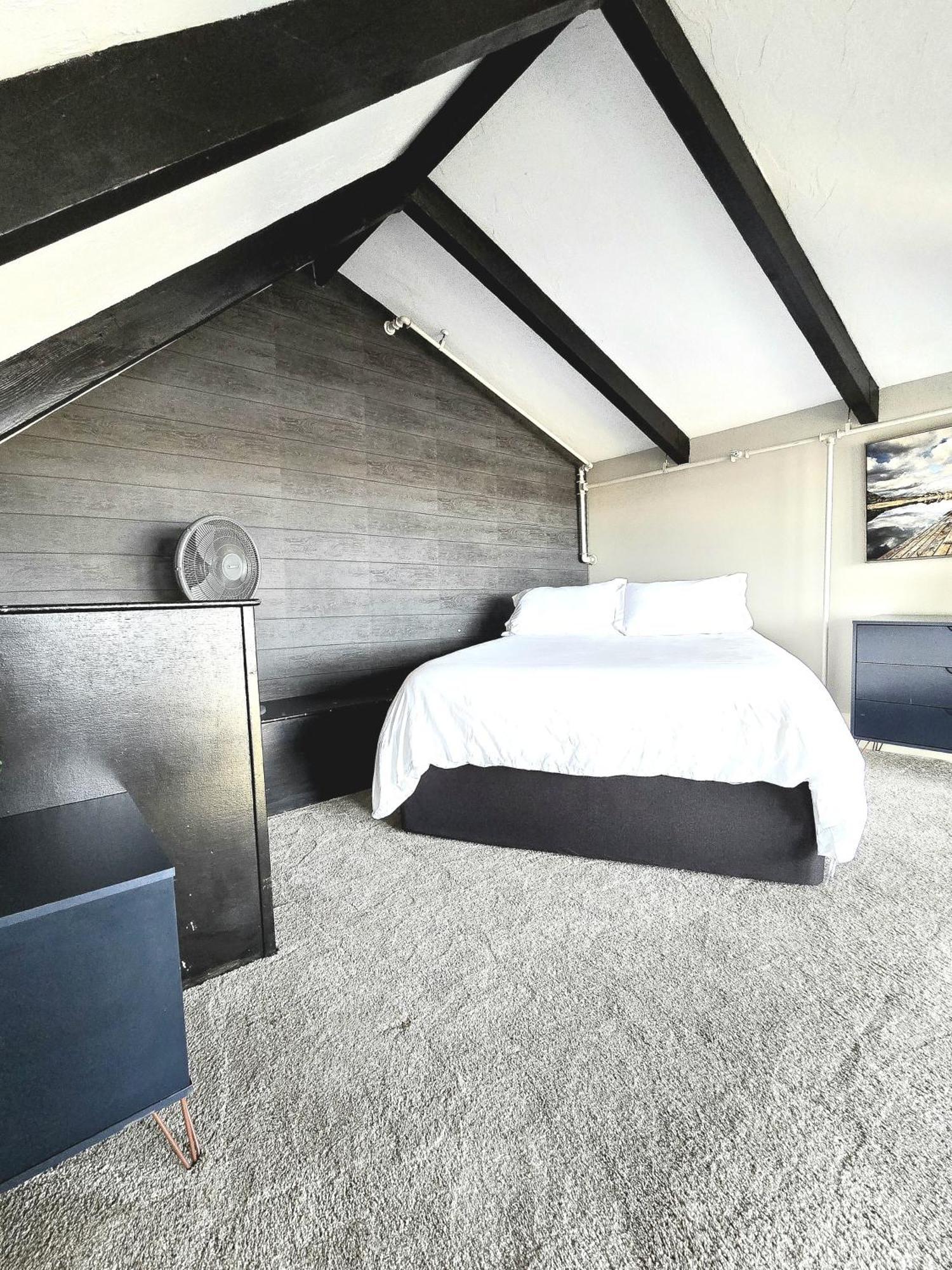 Gunstock Inn & Suites Гилфорд Экстерьер фото