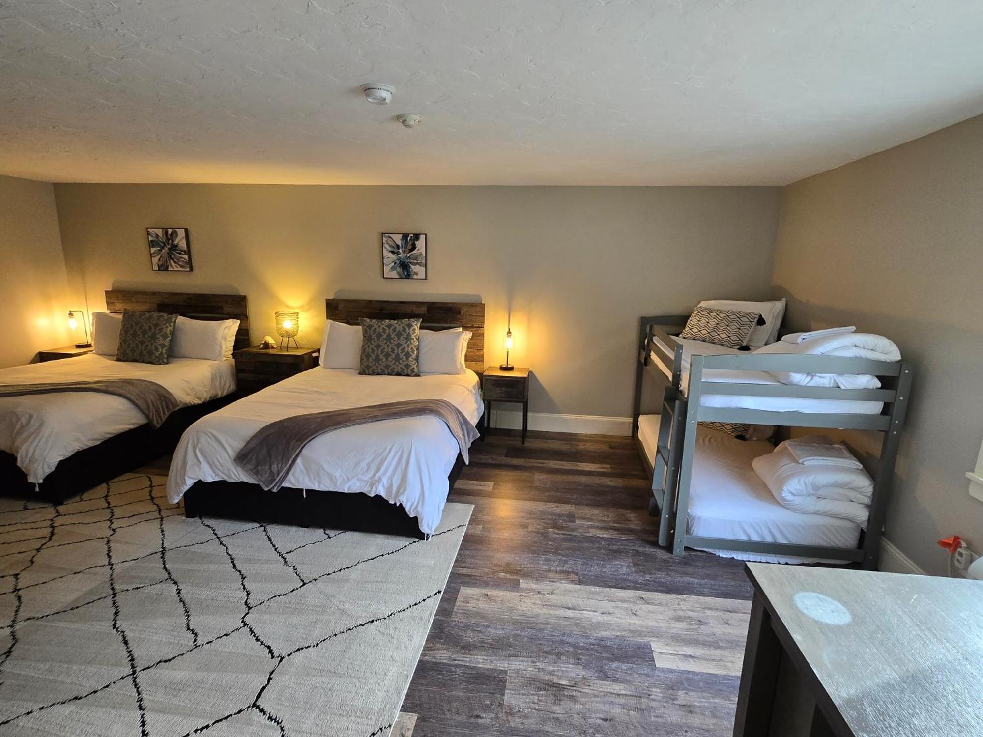 Gunstock Inn & Suites Гилфорд Экстерьер фото